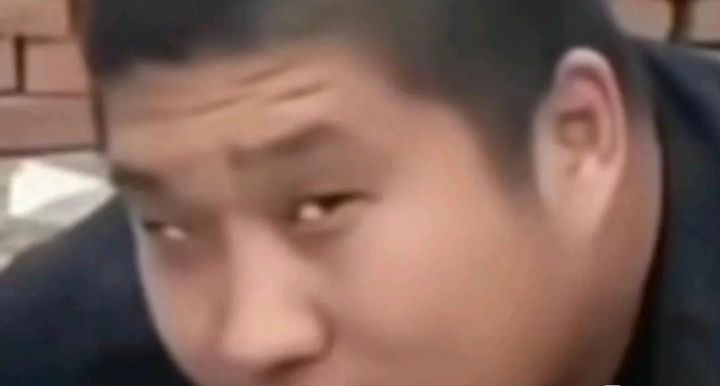 目前已毕业，求快速刷图33红石boss的阵容截图
