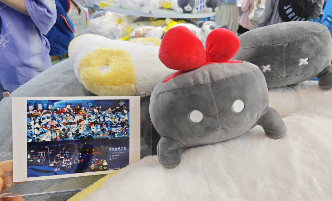 带200名光之子打卡光遇五周年线下嘉年华~ 3
