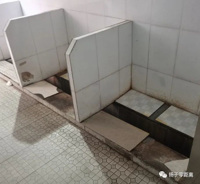 赛季厕所更新坑位制度啦！截图