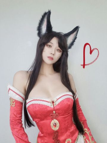 真是为了玩家好？拳头回应阿狸名人堂皮肤定价合理