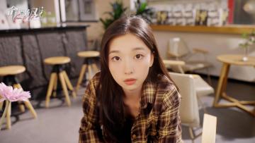 今天的顾警官是卡布奇诺味~