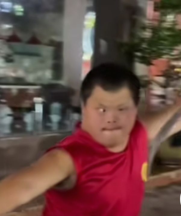 现在这非法组队这么猖狂吗?截图