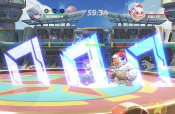 艾希大招攻防攻略：
进攻方：
1: 尽力在对手近身时候贴脸使用，伤害打满可以直接满血秒杀对手，带满吸血贴纸能吸28点血（推荐）。
2: 对手见你有大招一般都会躲着点，我们优先选择对手朝你跳过来时抓他落地去用，这样对手比较难防。
3: 如果对手满血或事几乎没怎么掉血，又龟的很，这时候建议先不用，用上A+空前磨盾磨血。大概对手70+的击飞值就可以直接干翻他！
4: 记住！对手击飞值70+以后我们的大招