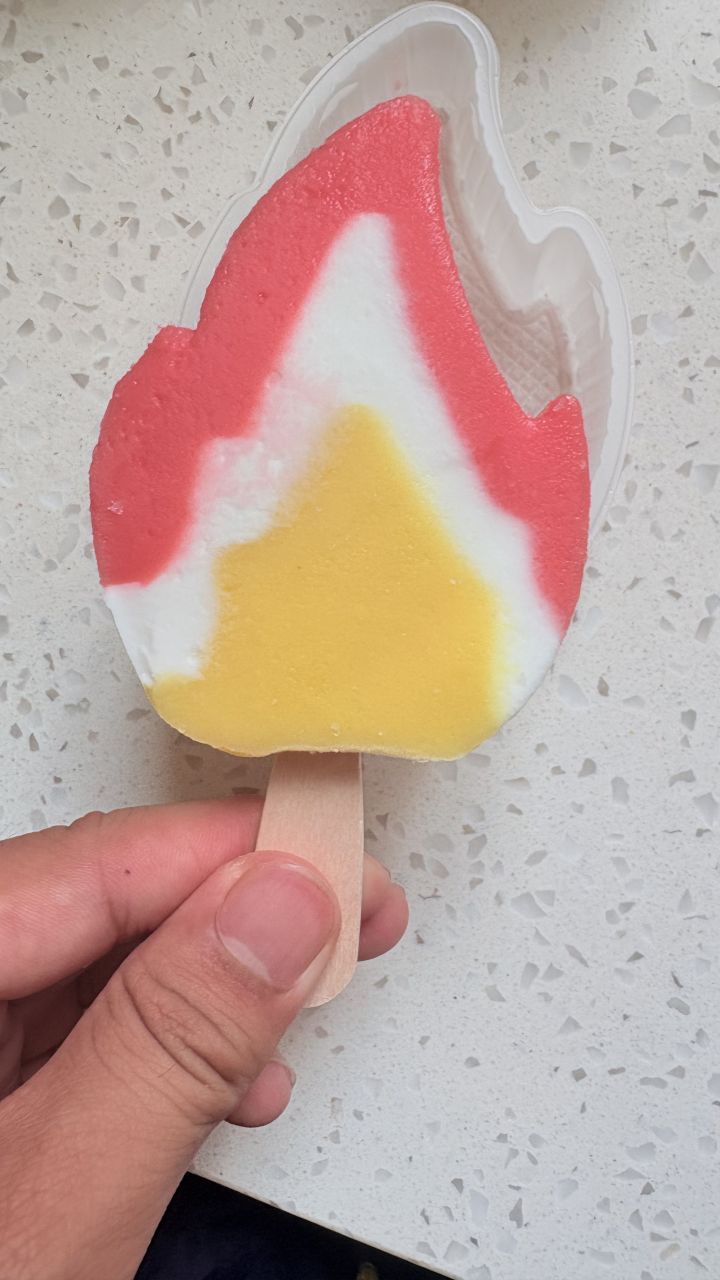 买了个冰糕,总感觉像什么截图