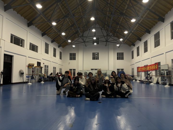 本学期hiphop团训over截图
