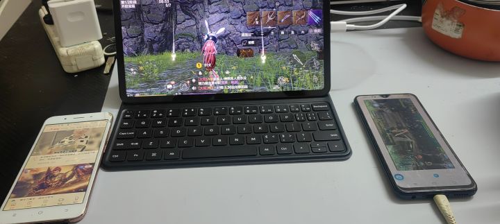 为了玩个游戏,买个平板截图