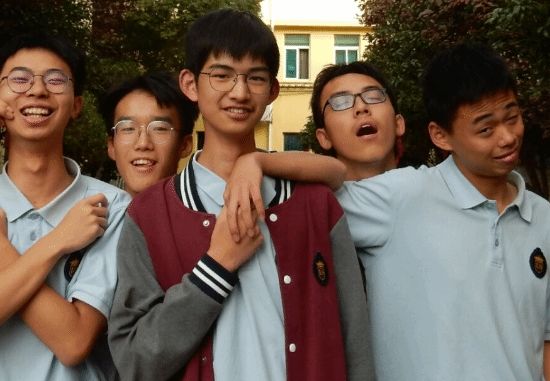 游戏"不玩是gay"惹争议 制作组道歉删简介 1