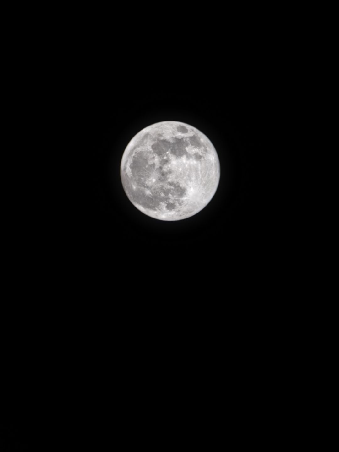 今晚超级🌙各位爱玩战旗的老铁,多大年纪了 1