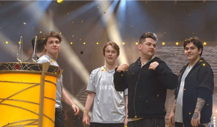 “雪碧”拿下DOTA2 TI15冠军!!截图