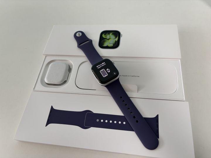 第一次购买apple watch[表情_开心]截图