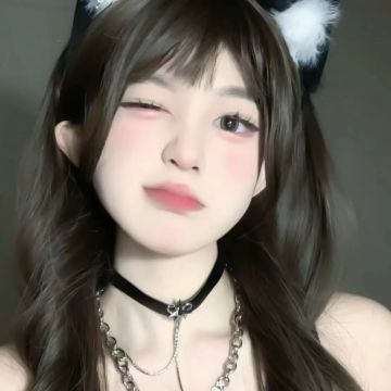 其实也没必要刻意培养，喜欢谁就培养谁。