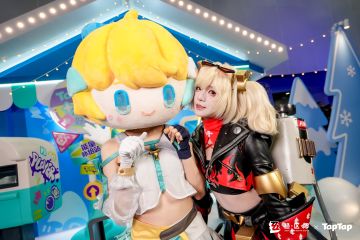 哇哇哇我和柏妮丝贴贴上了！！福利掉落中！