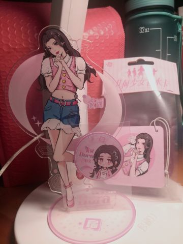 收到小房送的筱圆应援礼包啦😍😍