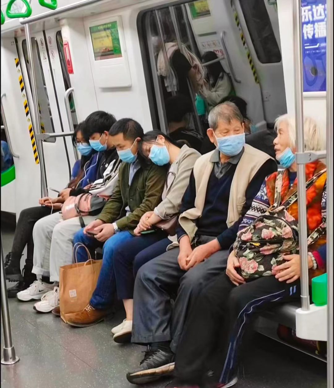 什么时候上线,版号到手了吗 1