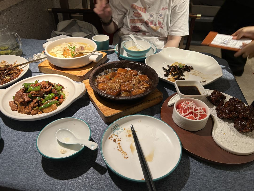 开始期待国服卡斯蒂的样子了截图