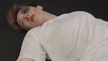 听劝，是打出来的？