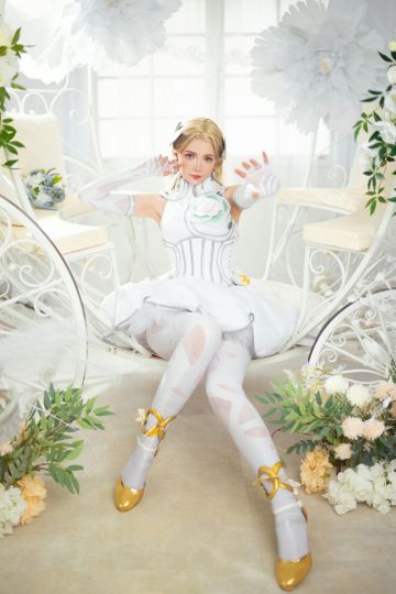 漫威争锋隐形女婚纱皮肤cos