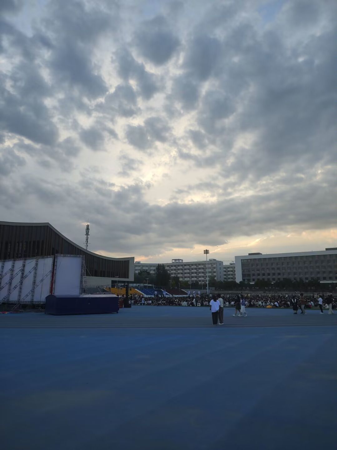 群仙如果被堵门，你会怎么做呢，理性探讨。截图