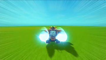 坦克里没有后视镜的，但是有360度全景影像～