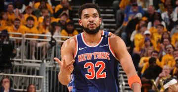 【季后赛战报0526】硬汉唐斯24+15，尼克斯客场20分逆转步行者