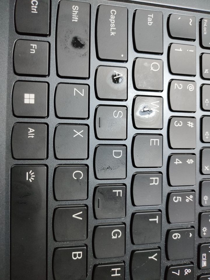 有手容易出汗的兄弟嘛？截图