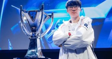 人机大战！马斯克携AI挑战《英雄联盟》冠军，T1战队霸气应战