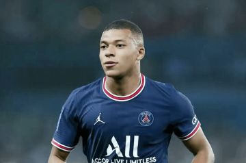 话题福利 | 大型转会肥皂剧继续上演 “儿皇梦”姆巴佩究竟何去何从？