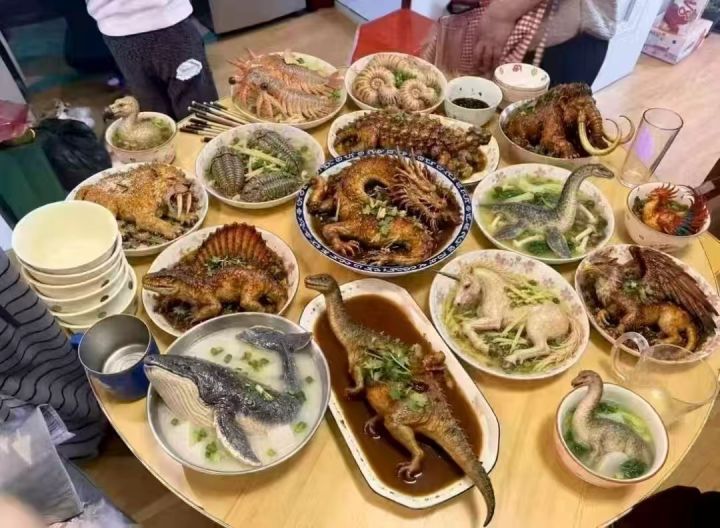 马上过年了,晒一下往年的年夜饭截图