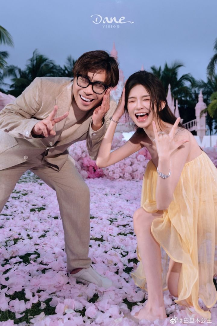 LOL前选手卢本伟婚礼曝光,天造地设的一对截图