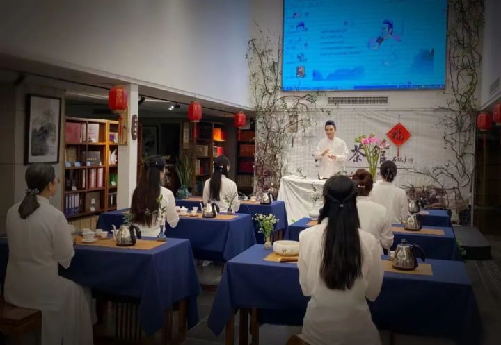 机会来了!西安中高级茶艺培训报名中!人人可学,赶紧安排!截图
