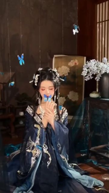 悬溺一响，肖鹿登场！！！！！