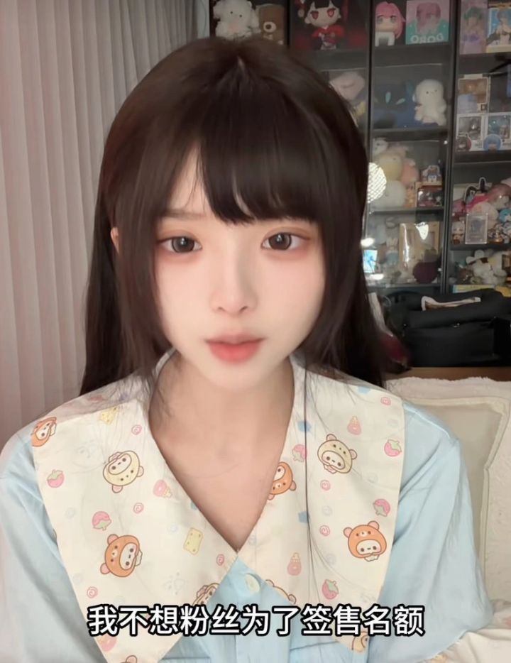 炉石国服周年庆疯狂整活！玩家错过兔娘急哭截图