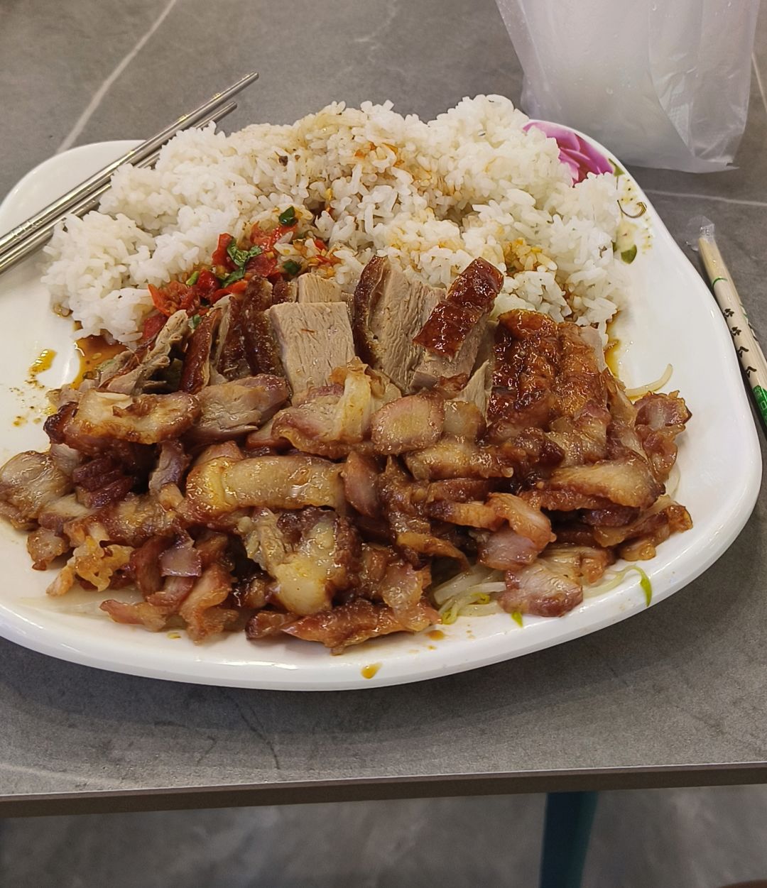 又是量大管饱的一天 1