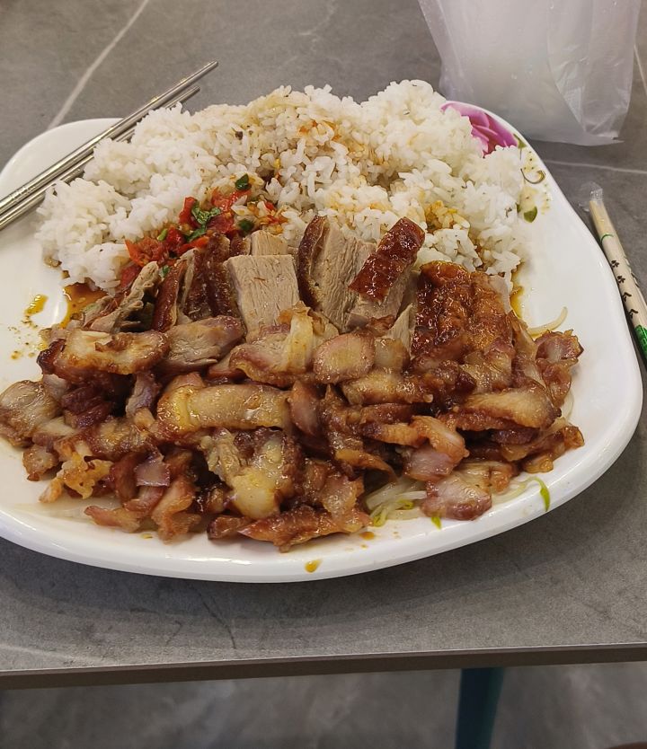 又是量大管饱的一天截图