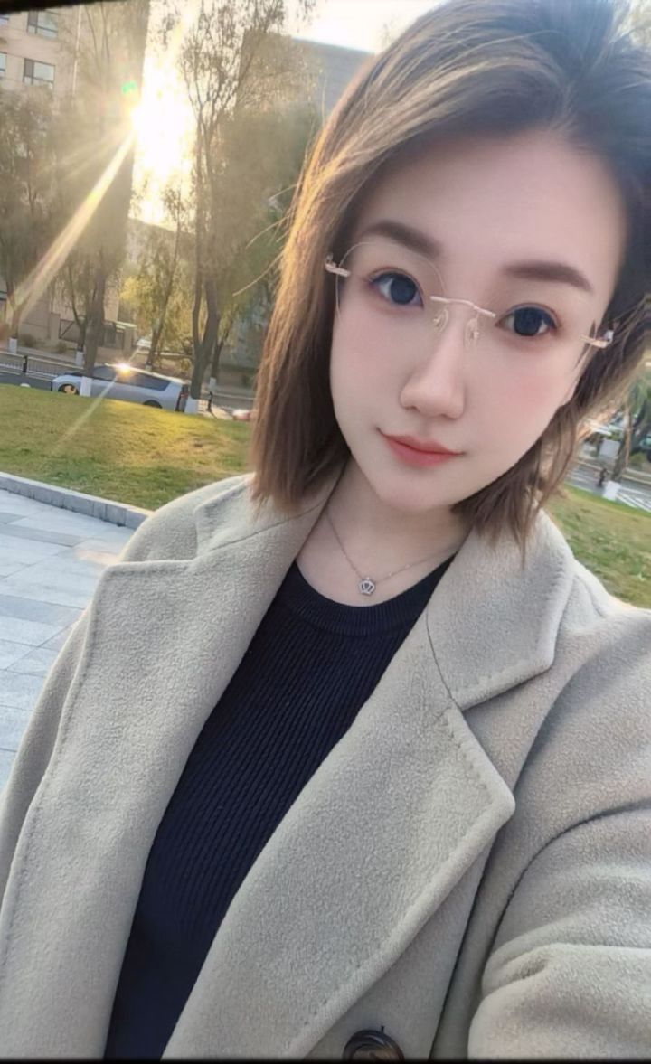 希望官方沒忘記我們,我也替它發一下猜謎截图