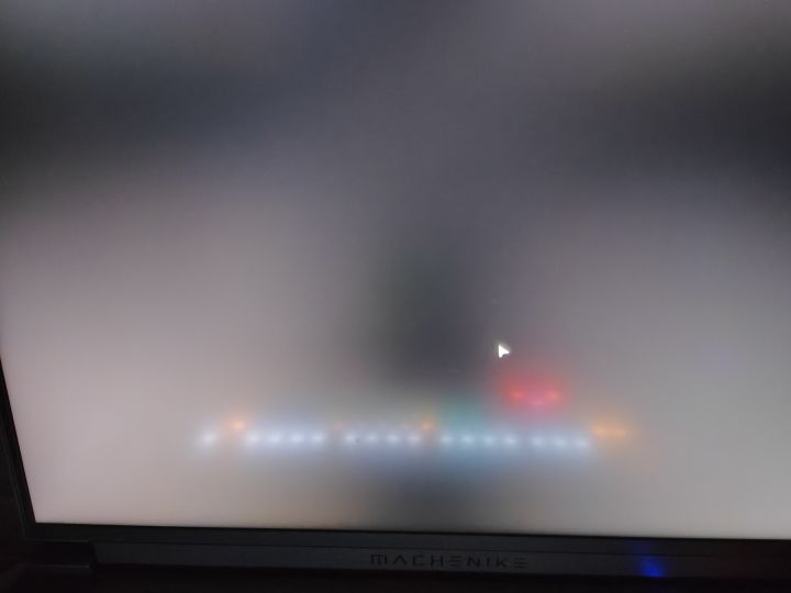 每天都有问题,天天不一样,bug也太多了,接个任务又黑屏了。😣截图