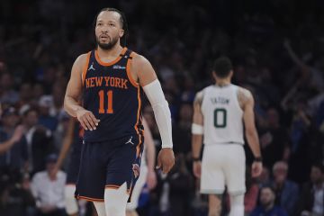 【季后赛战报0513】库里家危速归，尼克斯五驴再次逆转