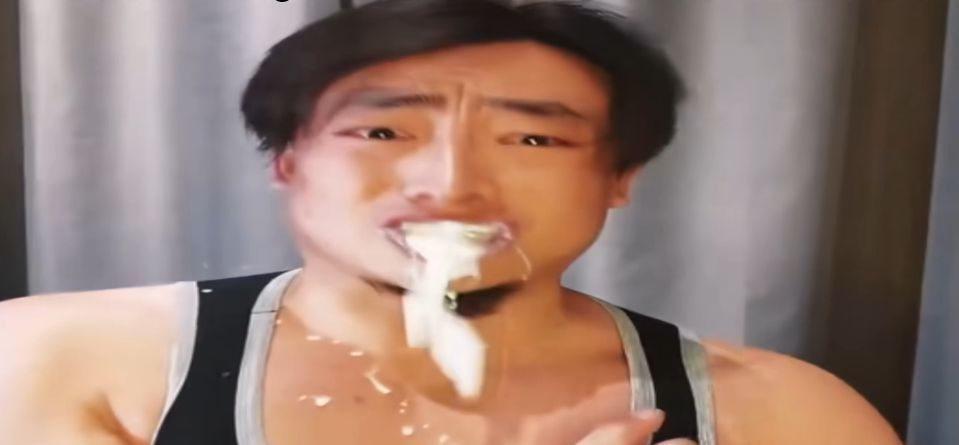后面叠到95%闪避然后上来给我一刀秒了 3