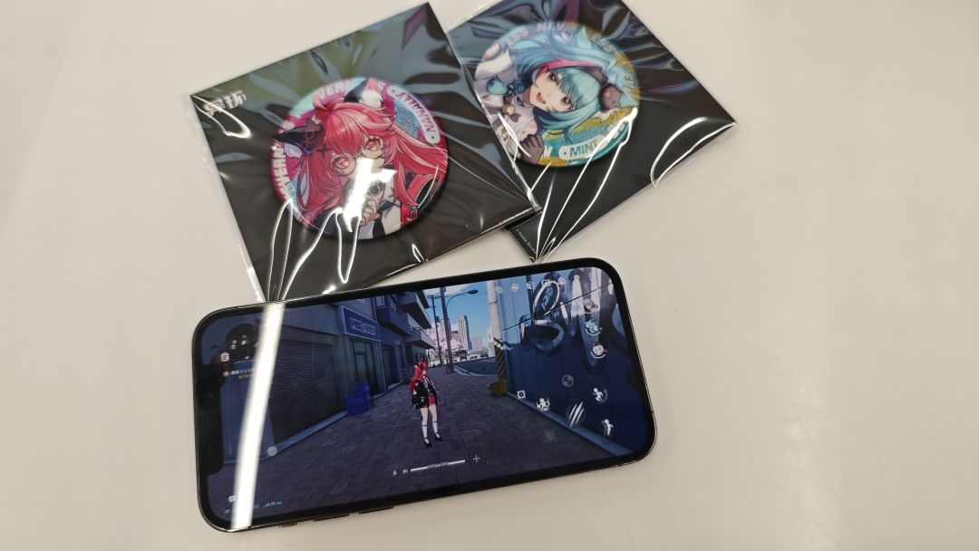 以防你们不知道apple店可以试玩异环 1