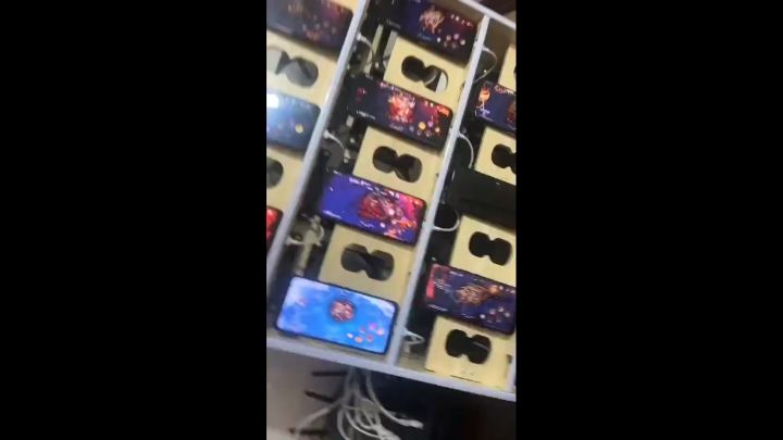 这不处理? 大批召唤脚本24小时爬塔截图