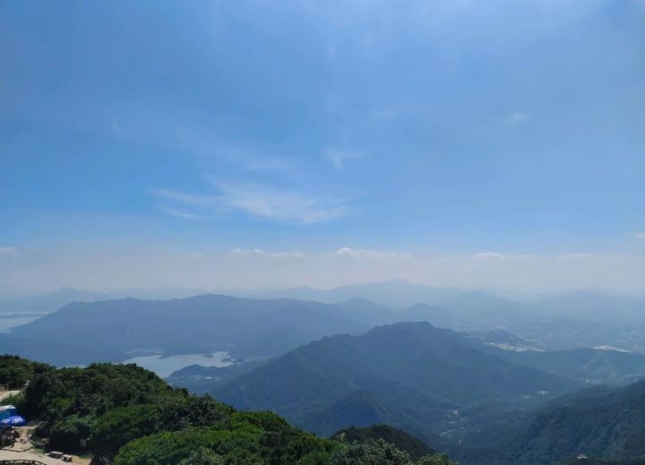 想和鹿希尼亚去爬山截图