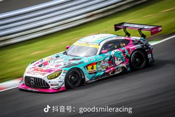 强烈建议联动初音未来Racing Miku痛车