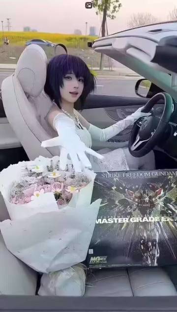 花玲发现一个有趣简单的玩法