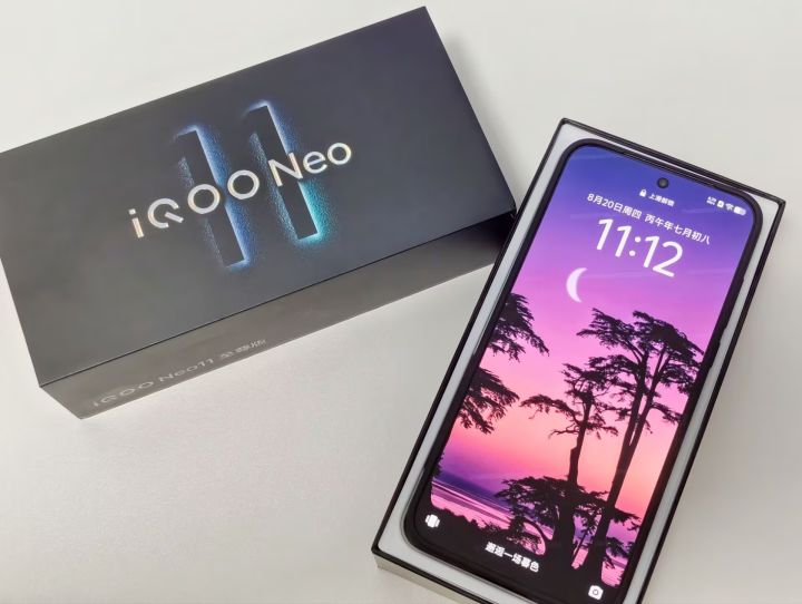 2k价位神机!续航拉满、屏幕封神,iQOO Neo11 至尊版截图