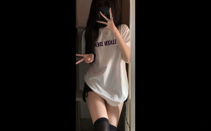 早期老六开挂视频截图