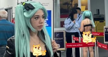 《赛博朋克2077》Coser因穿太少被禁止登机