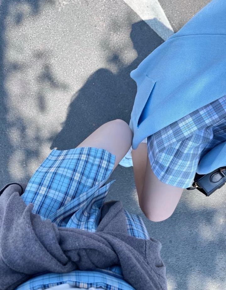也是来穿jk了截图