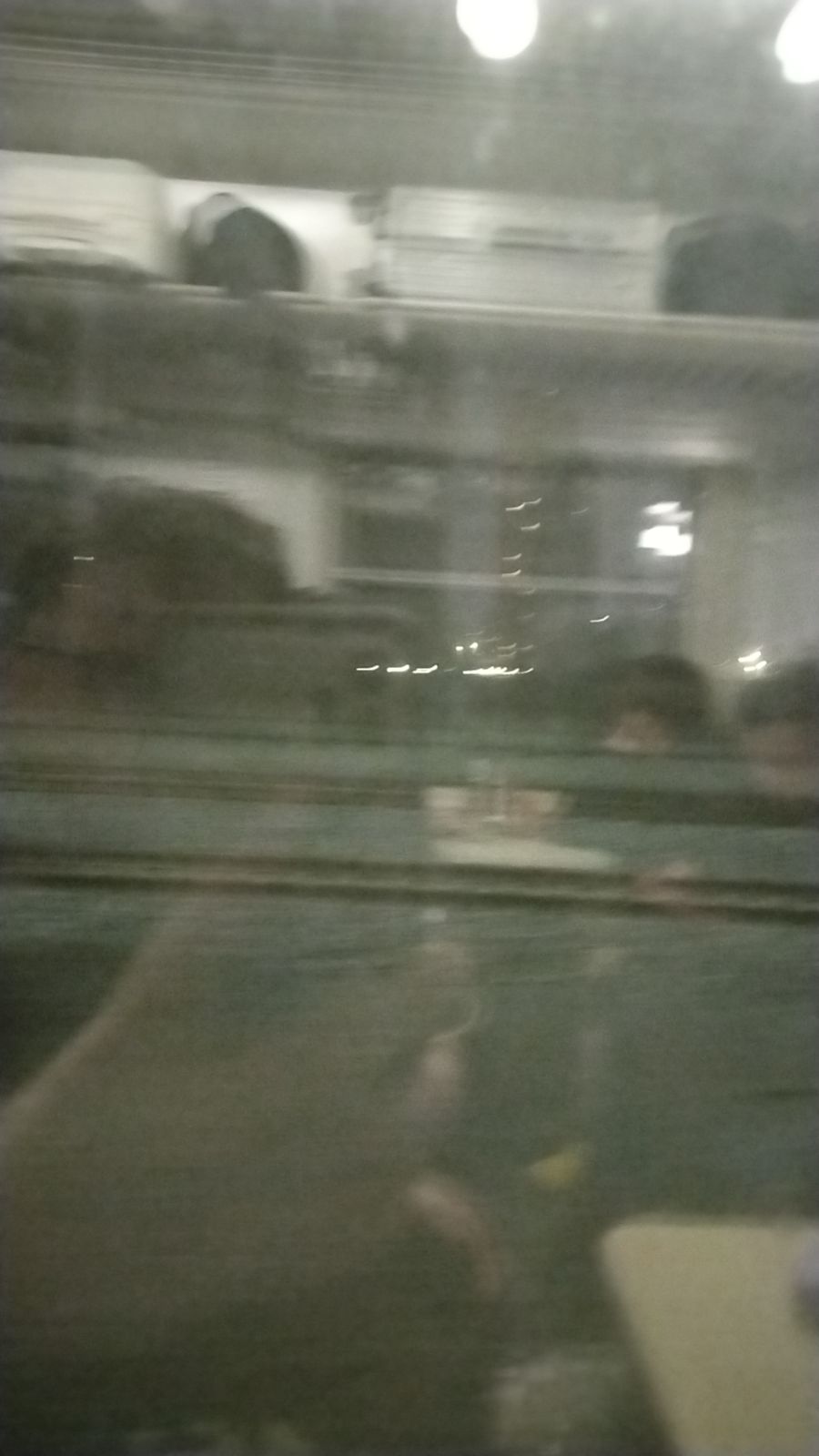 在火车上玩火车,有点意思 2