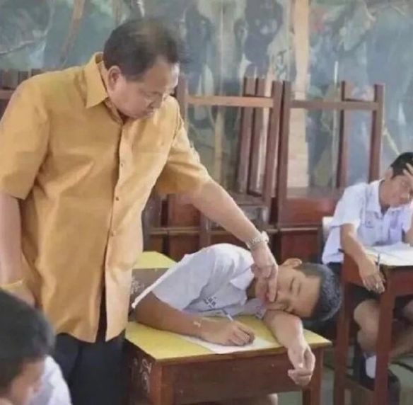 感人概率比国际服更坑。 1
