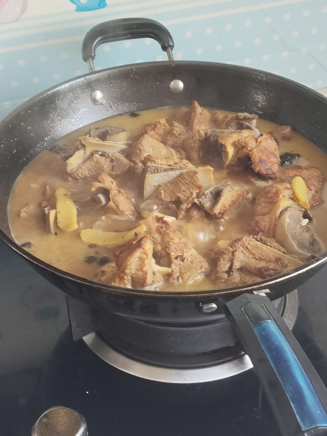 不想做饭，被催促上岗营业，有点失误，锅小 5